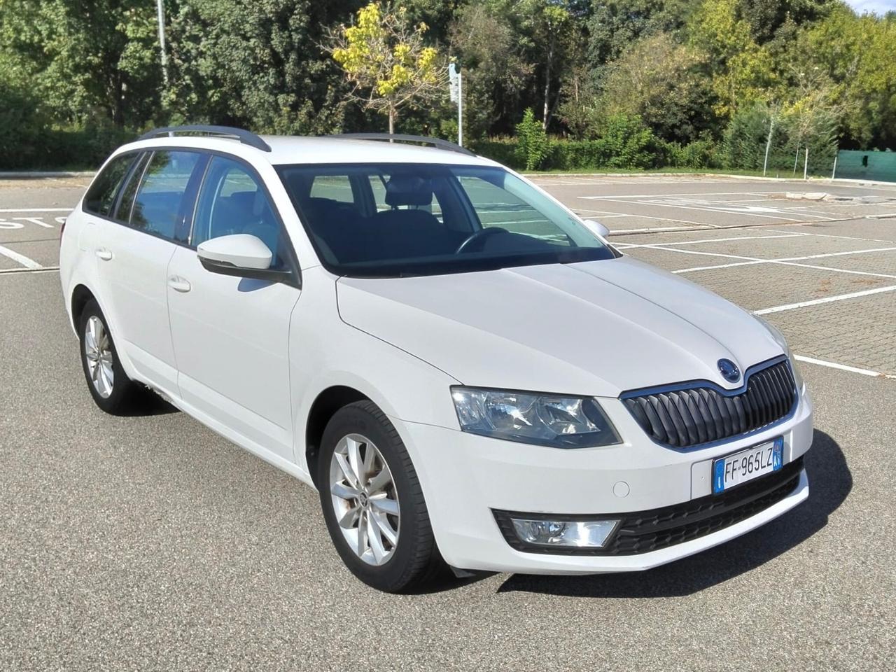 Skoda Octavia 1.6 TDI CR 110 CV 4x4 Wagon*S&S*Navi*E6