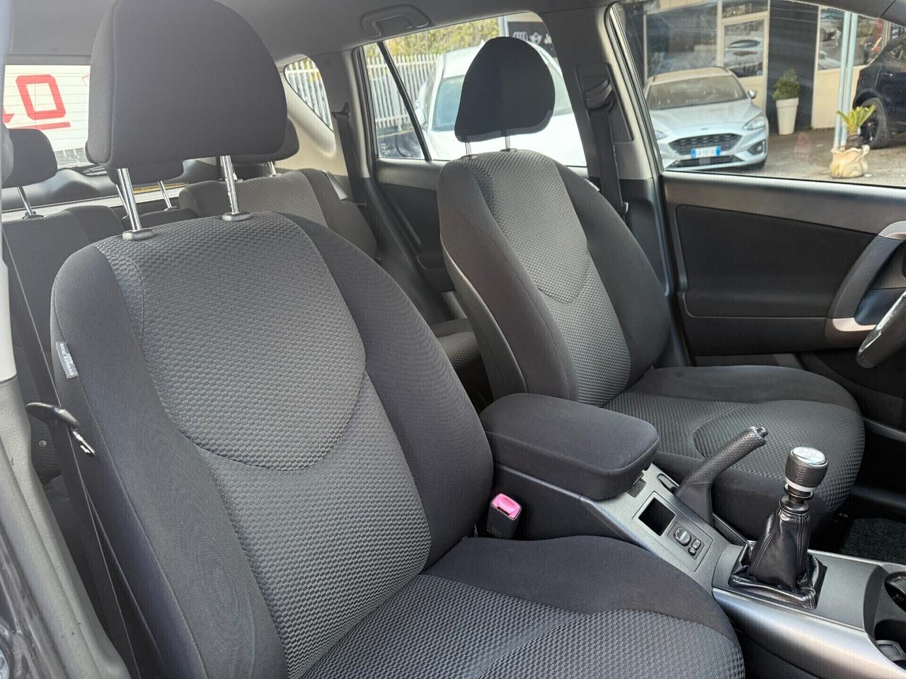 Toyota RAV 4 RAV4 2.2 D-4D 136 CV Luxury