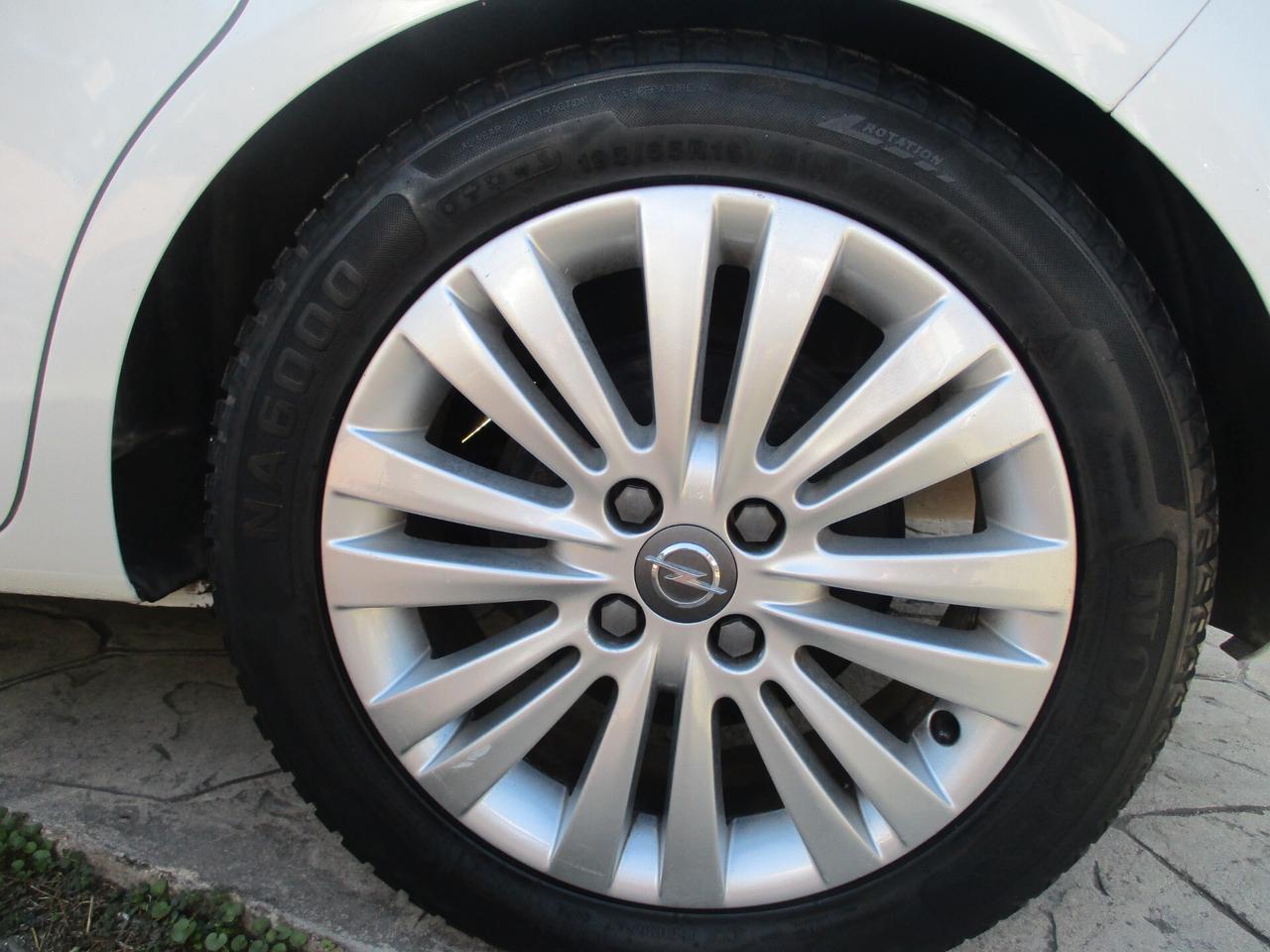 Opel Corsa 1.2 85CV 5 porte GPL-TECH Elective