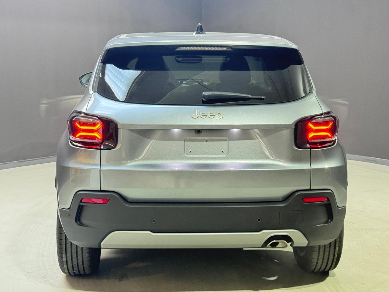 Jeep Avenger 1.2 turbo e-hybrid mhev Summit fwd 110cv edct6