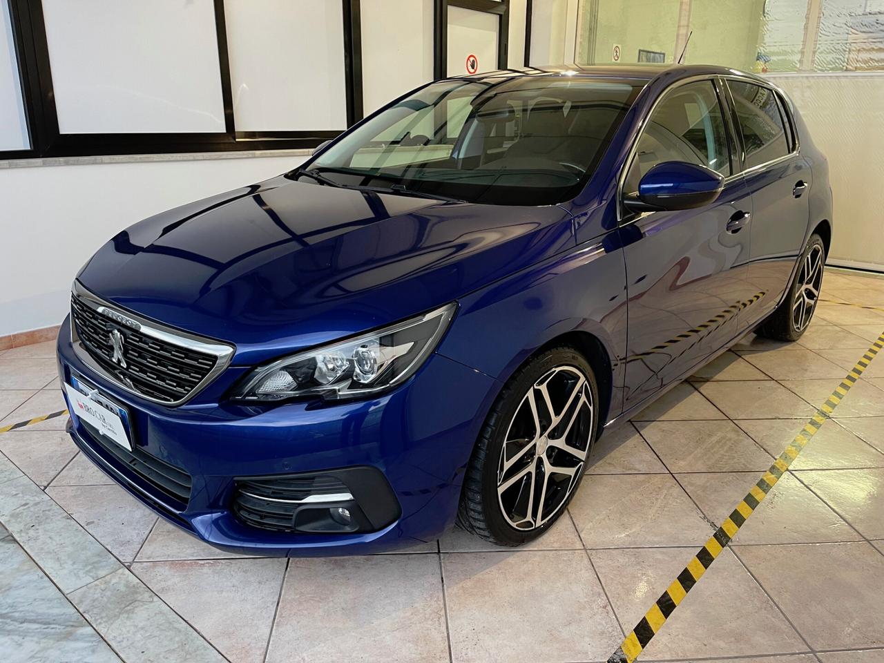 Peugeot 308 BlueHDi 120 S&S EAT6 Allure
