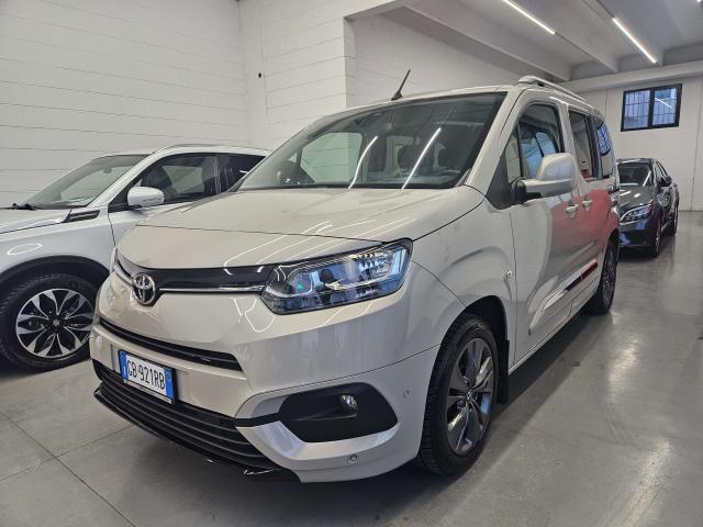 Toyota Proace City Verso 1.5d AUTO - NAVI - GANCIO TRAINO