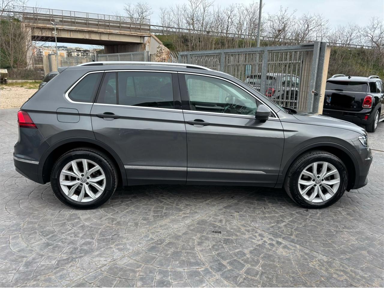 VW TIGUAN 2.0 TDI 150cv DSG EXECUTIVE 4-MOTION