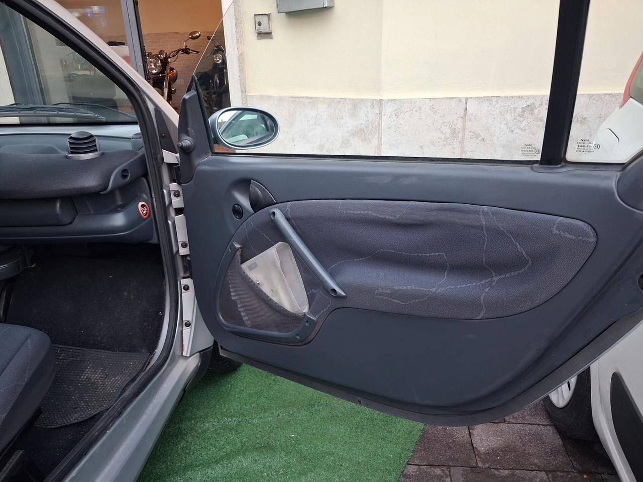 Smart ForTwo 800 coupé pure cdi