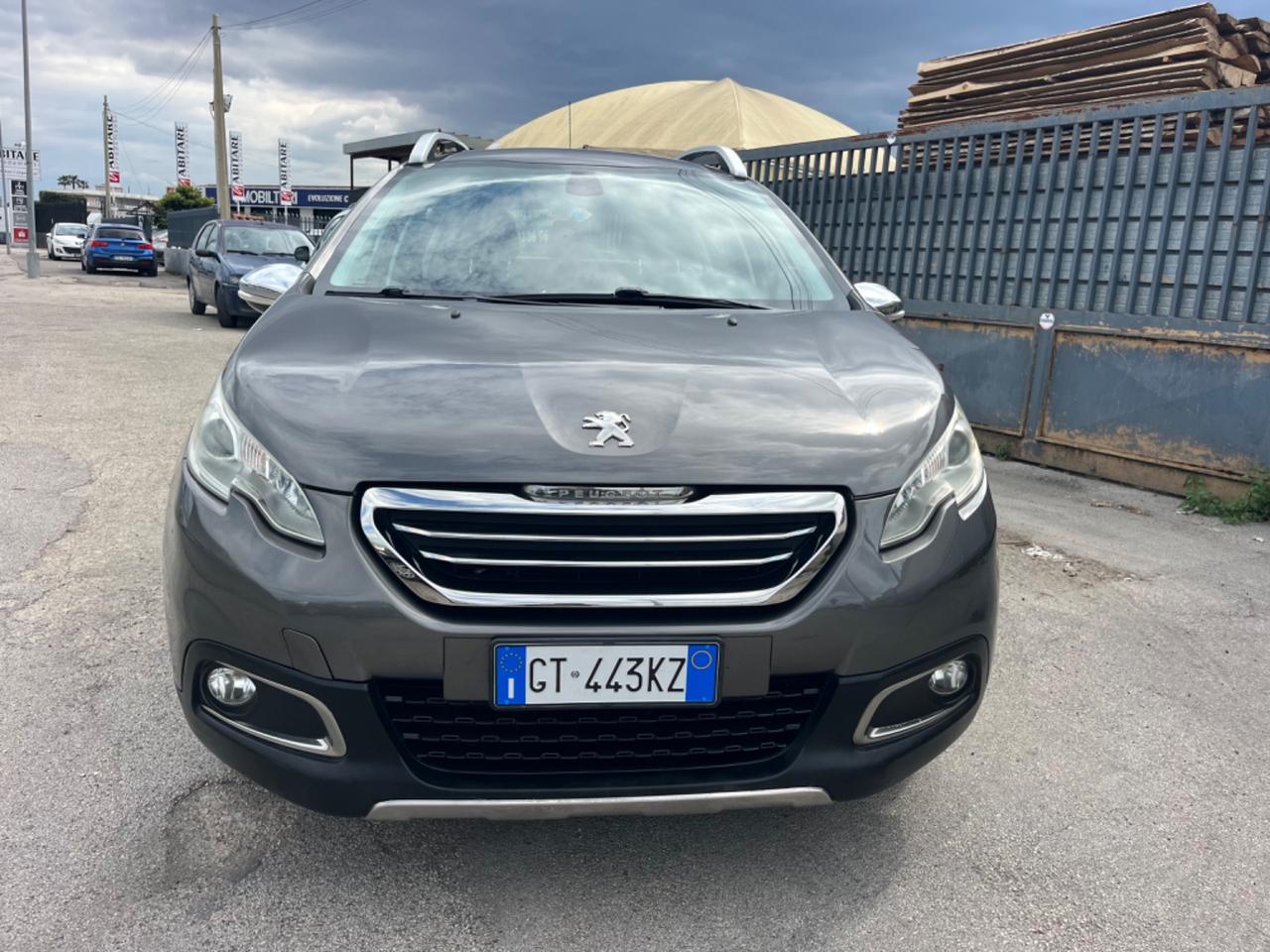 Peugeot 2008 1.6 e-HDi 92 CV Stop&Start Urban Cross