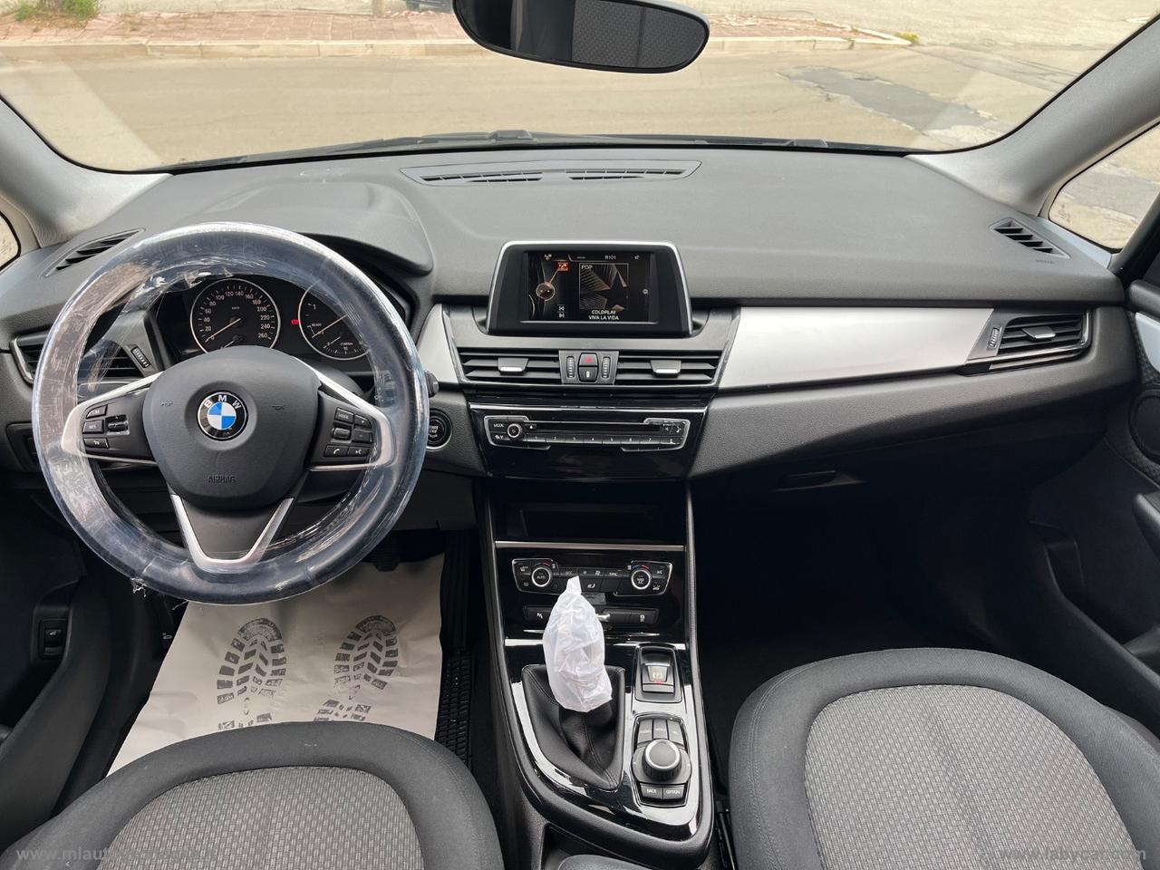 BMW 214d Active Tourer Advantage