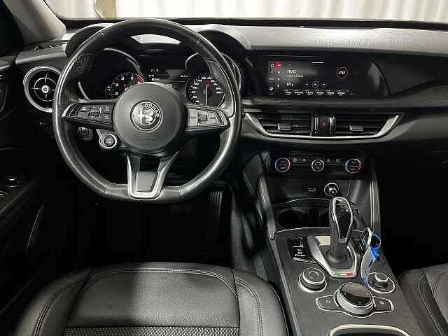 Alfa Romeo Stelvio 2.0 Turbo 200 CV AT8 Q4 Executive