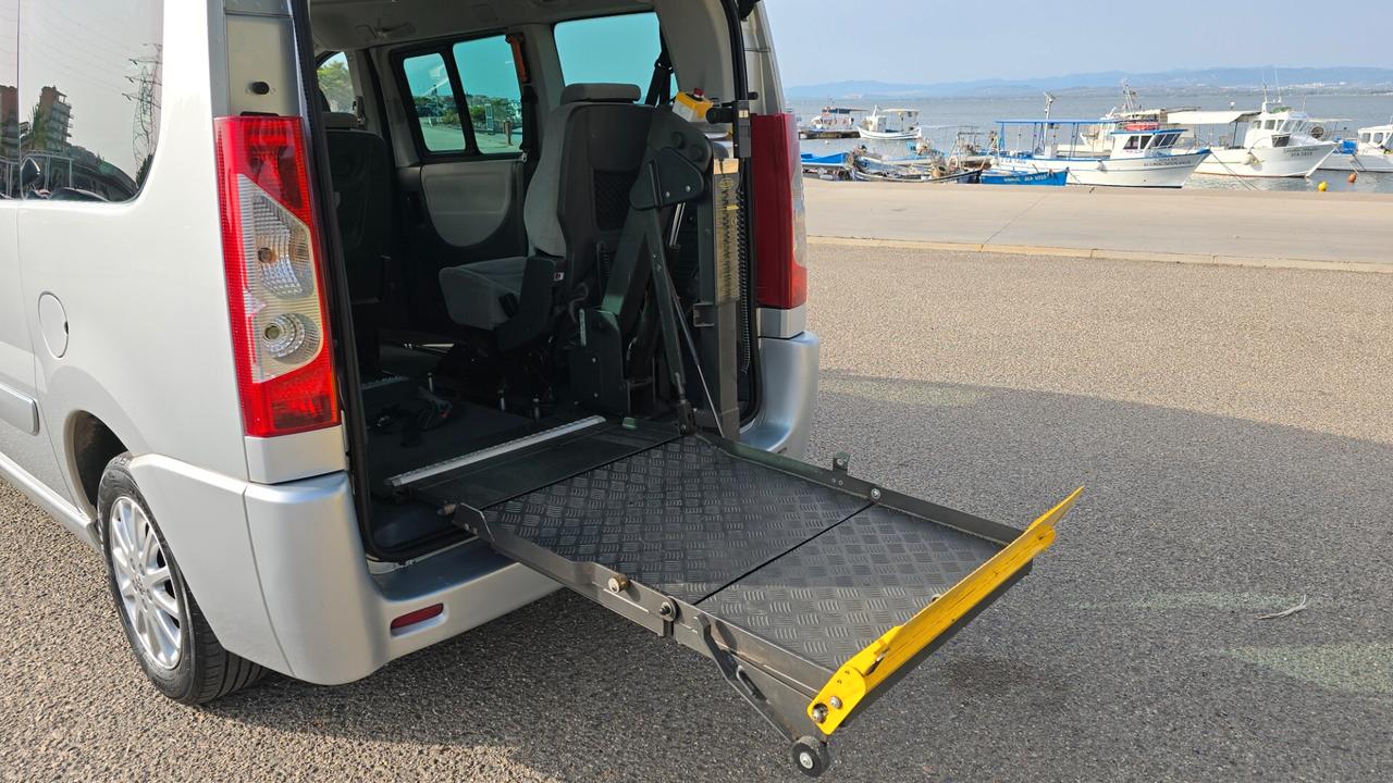 Peugeot Expert Tepee 2.0 HDi 120CV Pedana disabili 8 Posti