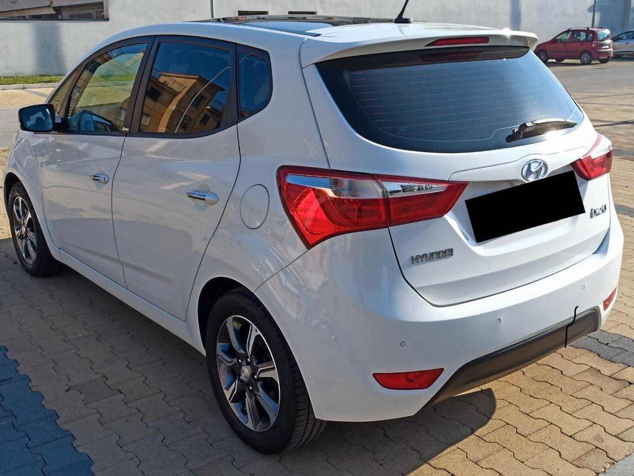 Hyundai iX20 1.4 CRDI 90 CV XPossible (137 € al mese)