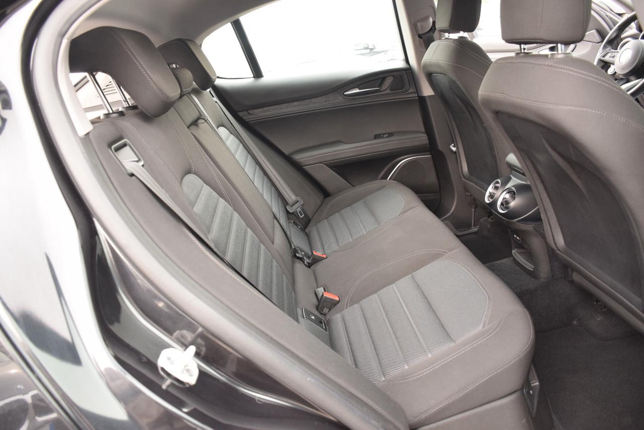 Alfa Romeo Stelvio 2.2TD AT8 Q4 AUTOCARRO 5 POSTI IVA DETRAIBILE-NAVI-SENSORI-CAM-ADAS-CRUISE-BT