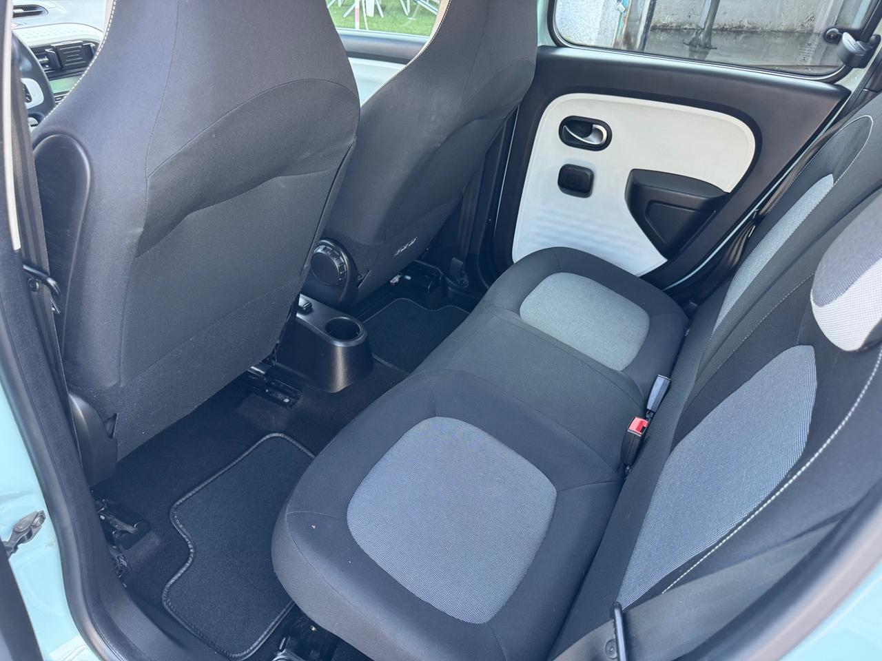 Renault Twingo neopatentati 74000km Euro 6b