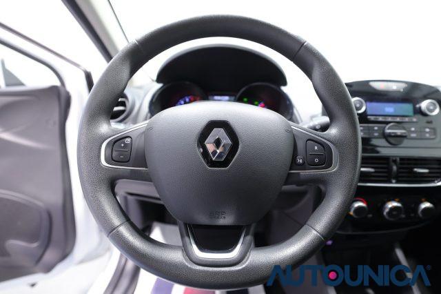 RENAULT Clio TCE 12V 75 CV 5 PORTE GENERATION NEOPATENTATI