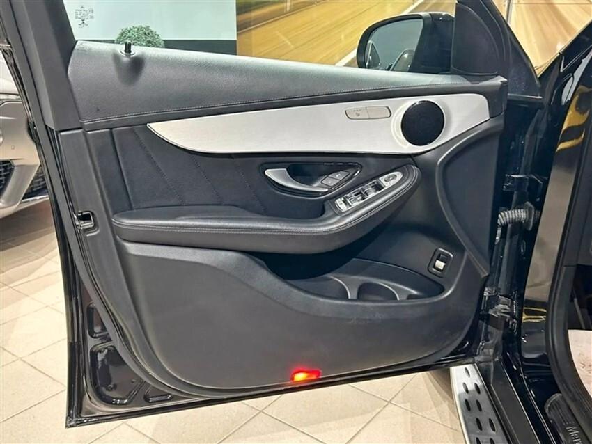 Mercedes-benz GLC 300 de 4Matic Plug-in hybrid Premium Plus