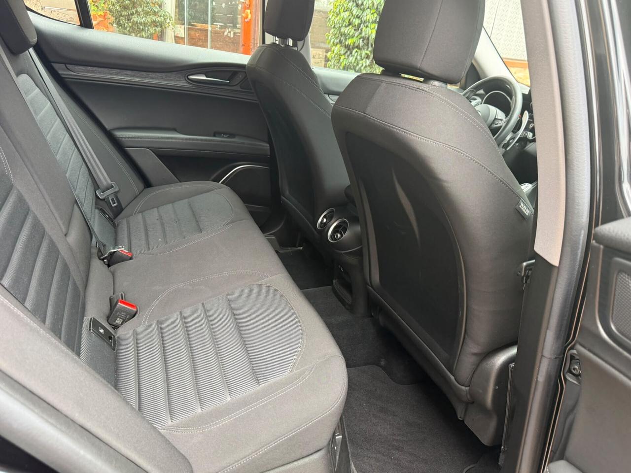 Alfa Romeo Stelvio 2.2 TD 190CV AT8 Q4 Business