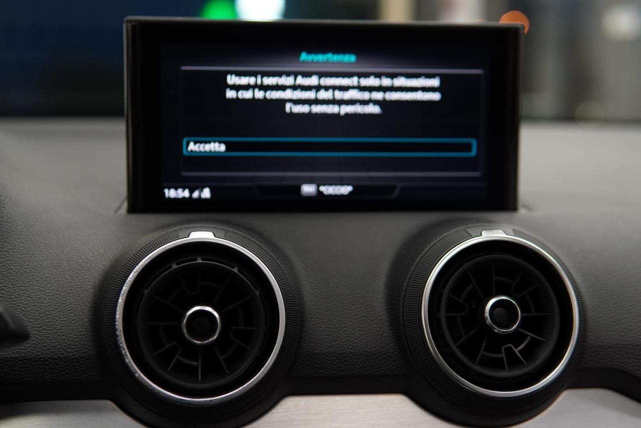 Audi Q2 35 TDI S tronic line Edition TETTO APRIBILE,VIRTUAL COCKPIT,NAVI,APPLE CARPLAY,ANDROID AUTO