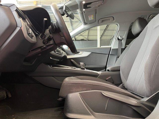 AUDI A4 Avant 40 TDI quattro S tronic Business