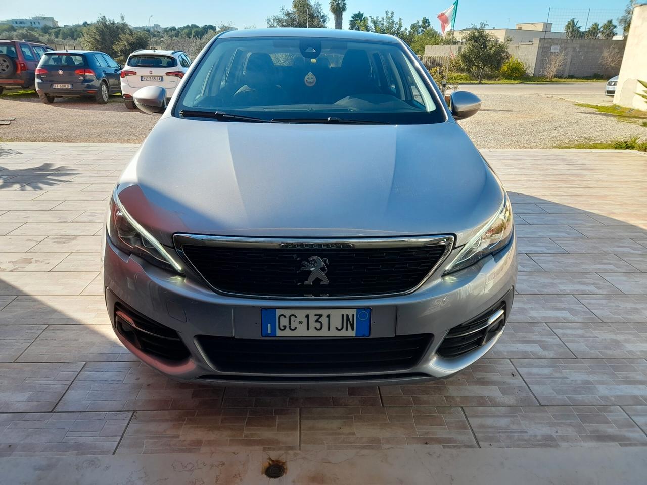 Peugeot 308 BlueHDi 100 S&S SW Business