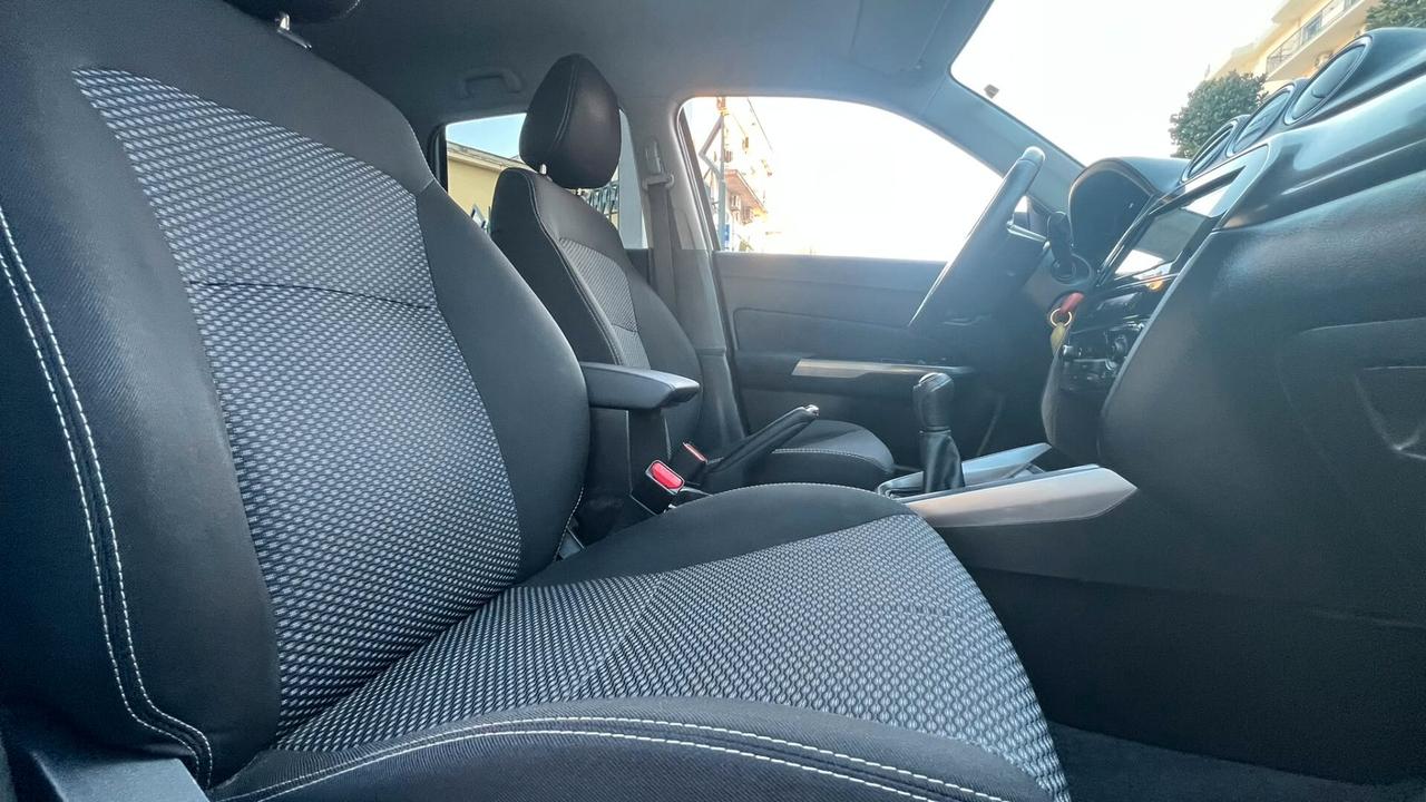 Suzuki Vitara 1.0 Boosterjet Starview GPL