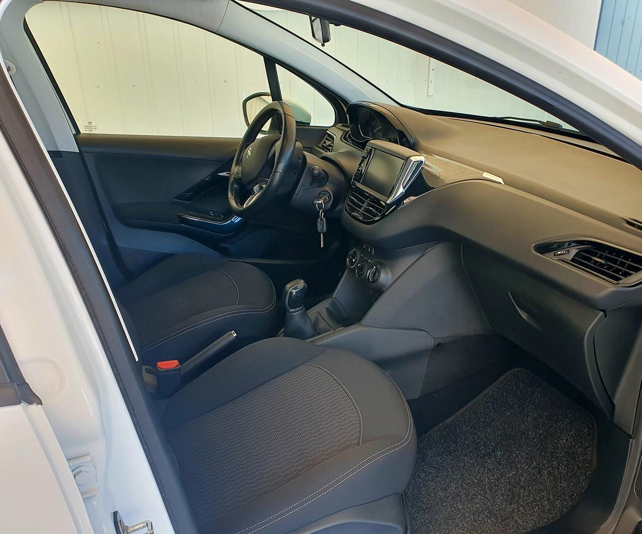 Peugeot 208 1.6 HDi - 2018 - KM. 81.000