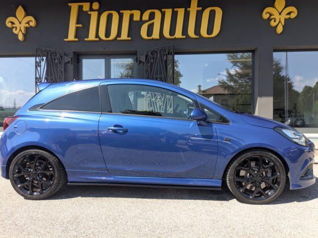OPEL Corsa 1.6 Turbo Coupé OPC + pack opc performance