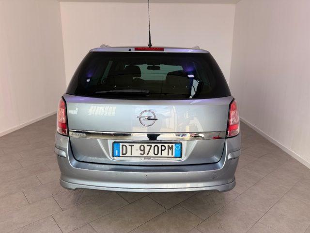 OPEL Astra 1.6 16V VVT Station Wagon Easytronic Cosmo