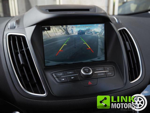 FORD C-Max 1.5 TDCi 120CV Titanium *UNIPRO*