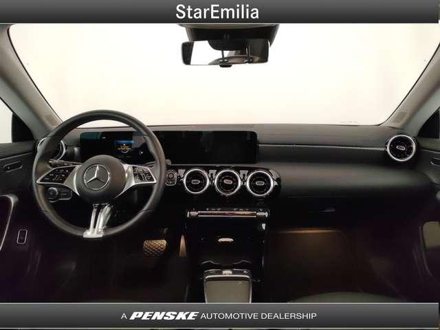 Mercedes-Benz CLA 180 CLA 180 d Automatic Shooting Brake Progressive Ad