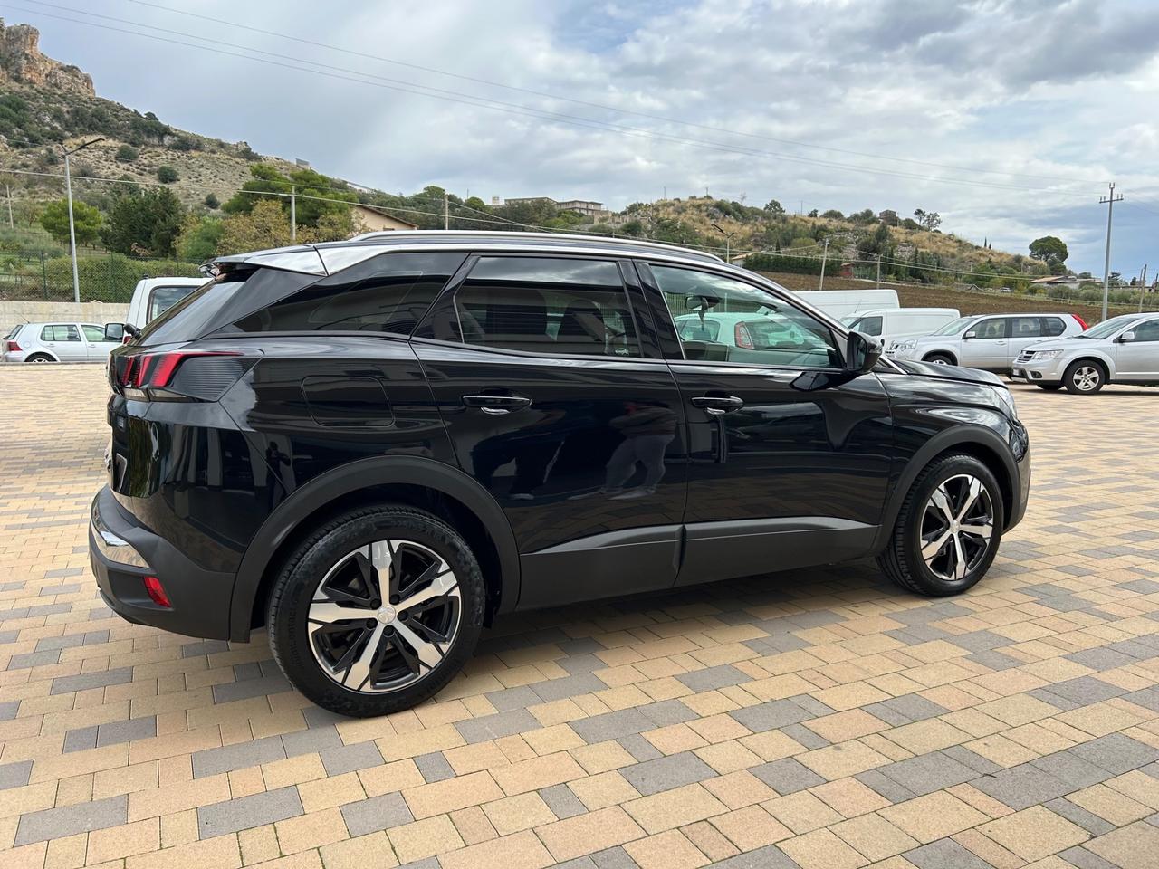 Peugeot 3008 BlueHDi 130 S&S Allure