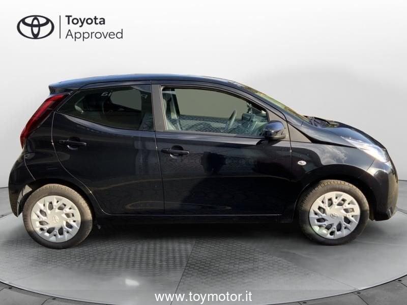 Toyota Aygo 2ª serie Connect 1.0 VVT-i 72 CV 5 porte x-play