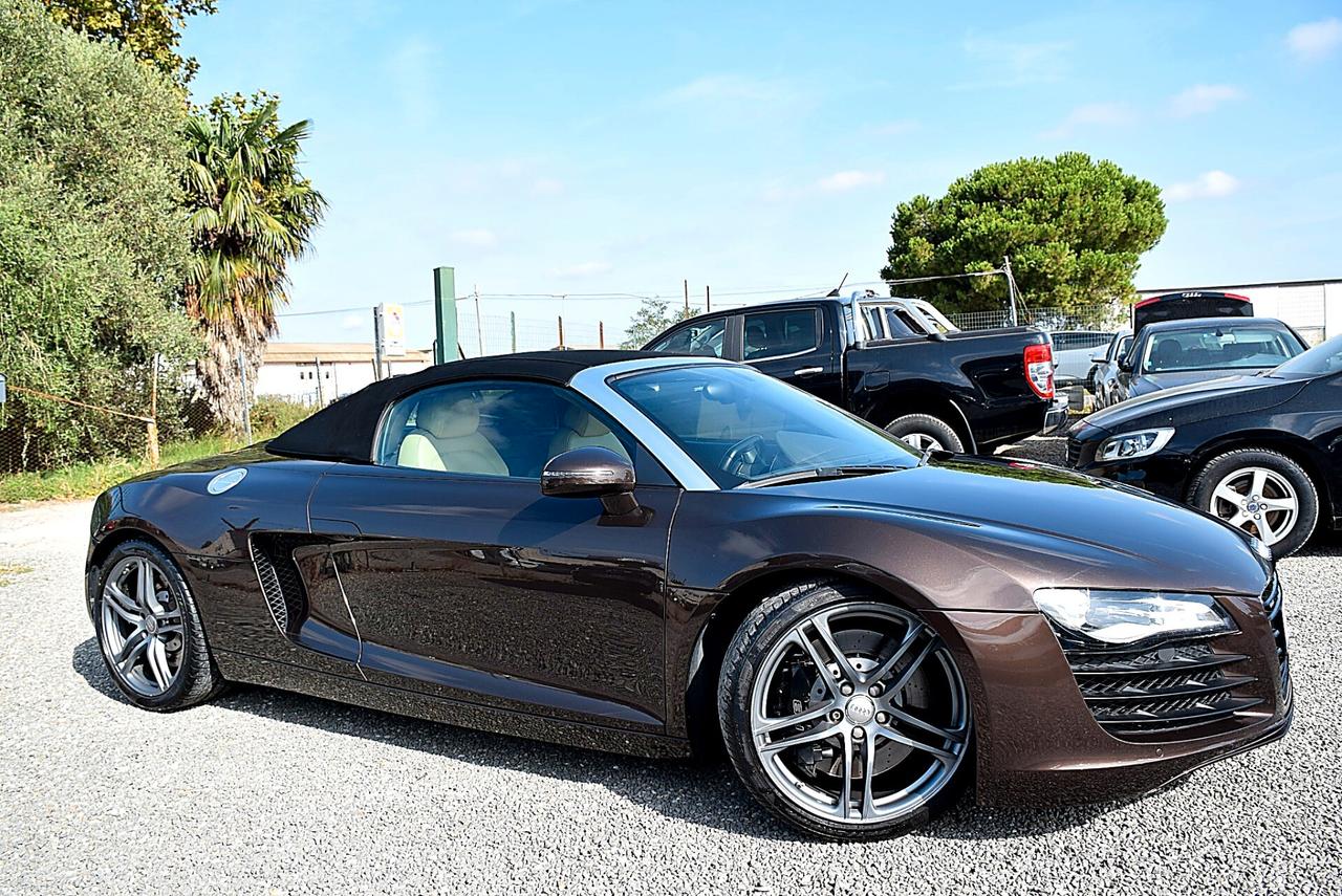 Audi R8 Spyder 4.2 V8 FSI 430CV quattro R-tronic KM CERTIFICATI