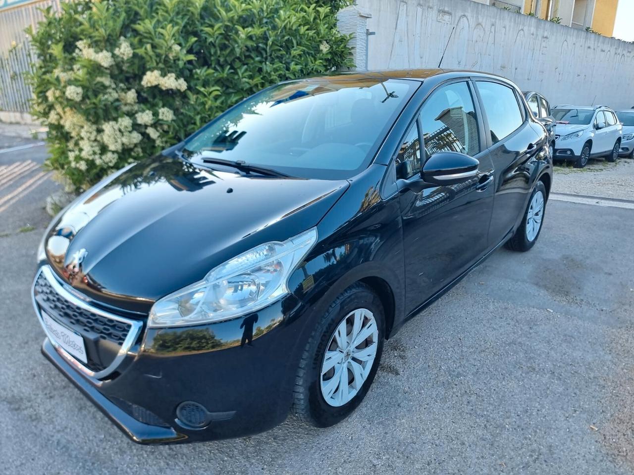 Peugeot 208 1.2 VTi 82 CV 5 porte Access GANCIO TRAINO