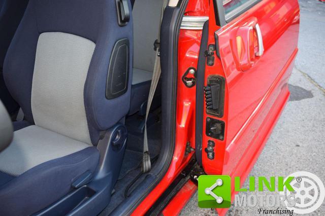 PEUGEOT 1007 1.4 Sporty 2Tronic