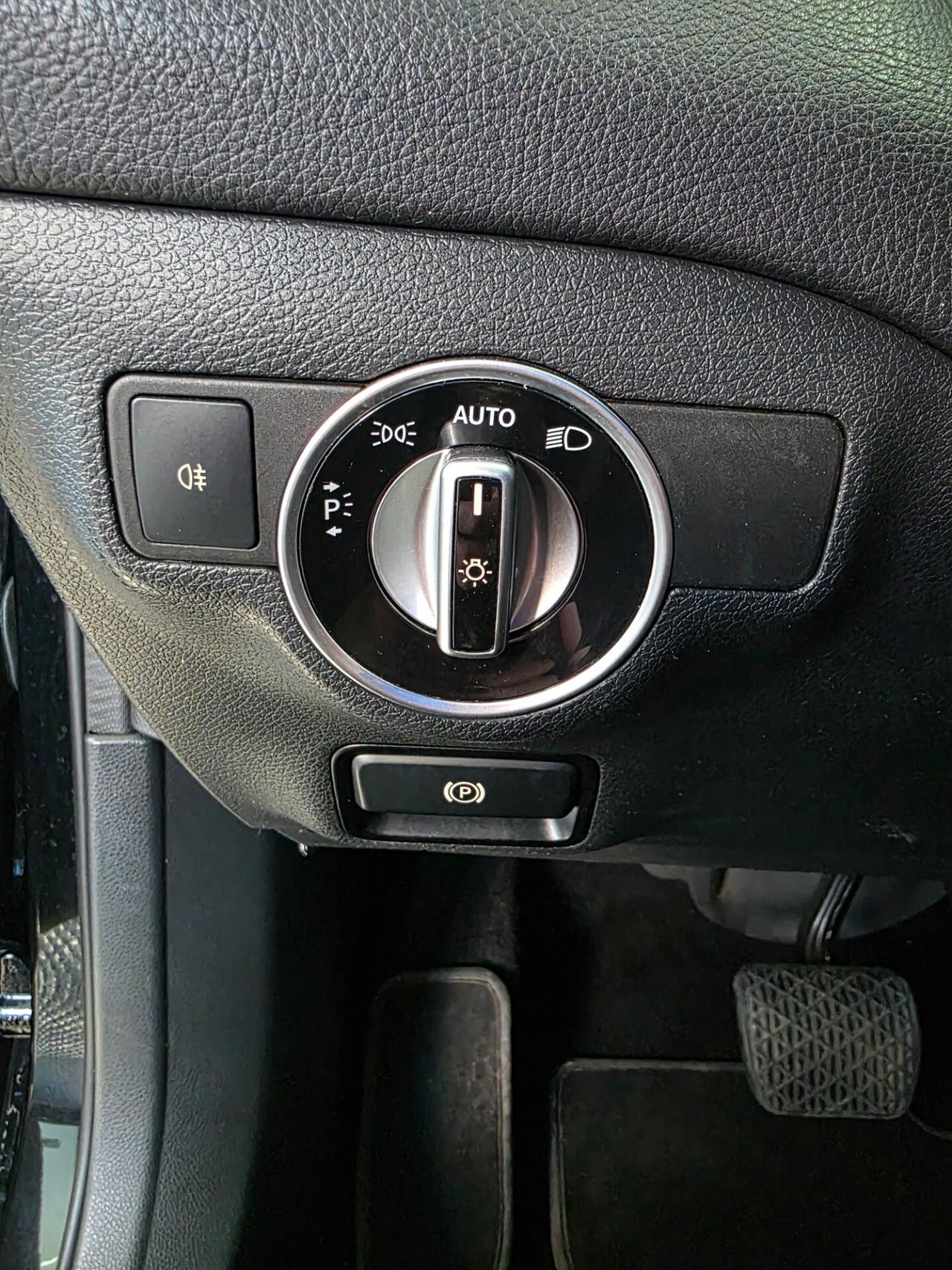 Mercedes-benz GLA 200 d Sport