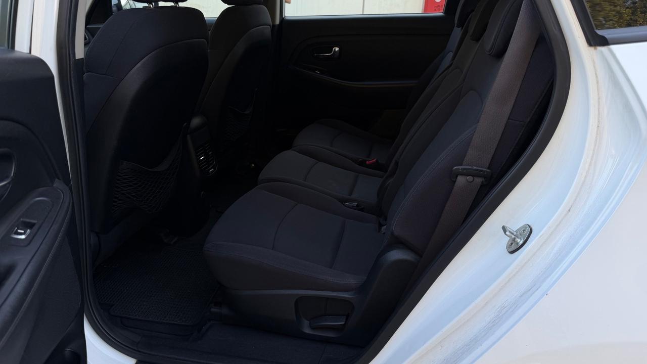 Kia Carens 1.7 CRDi 115 CV Cool