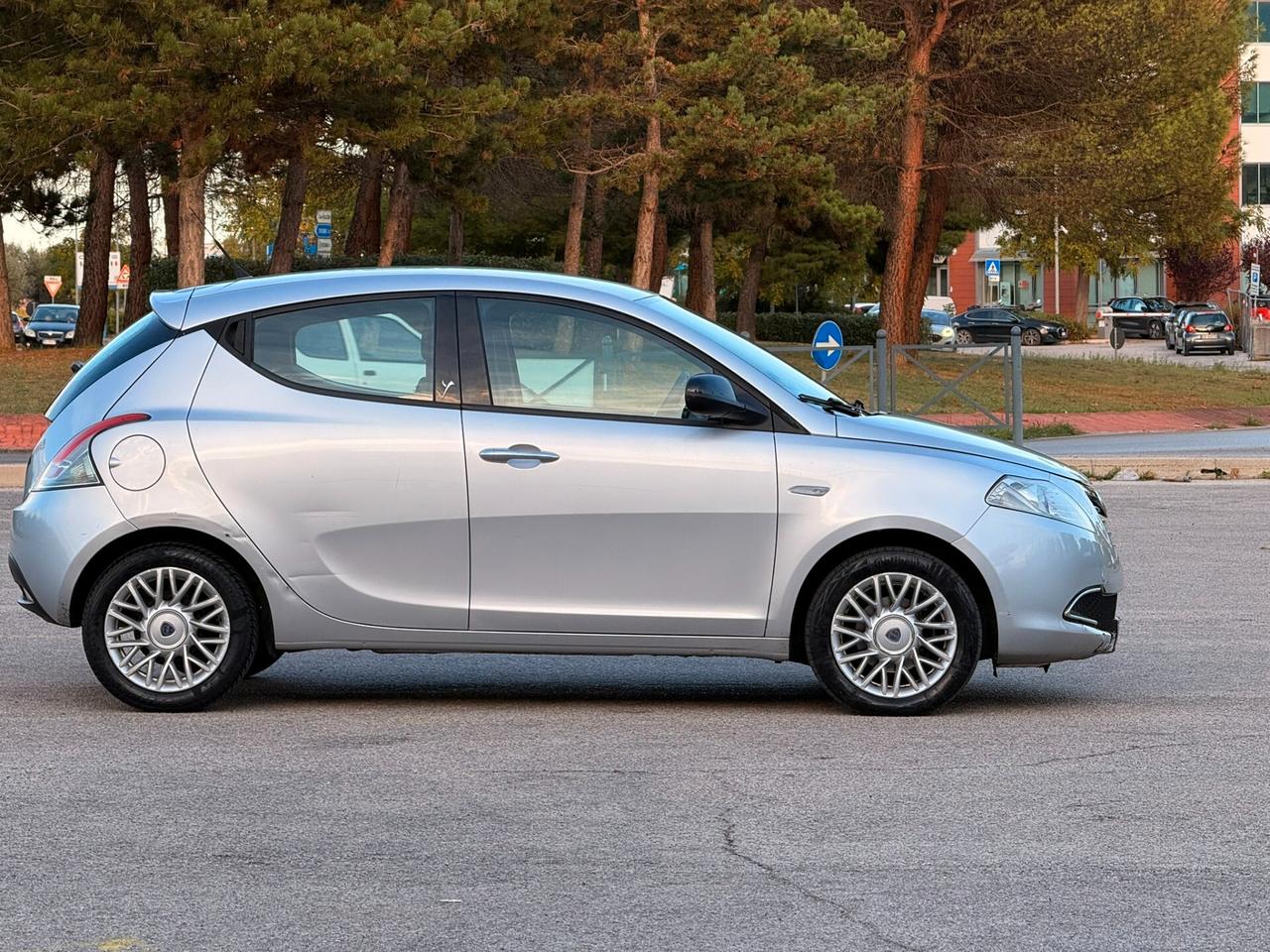 Lancia Ypsilon GPL Garanzia 12 Mesi
