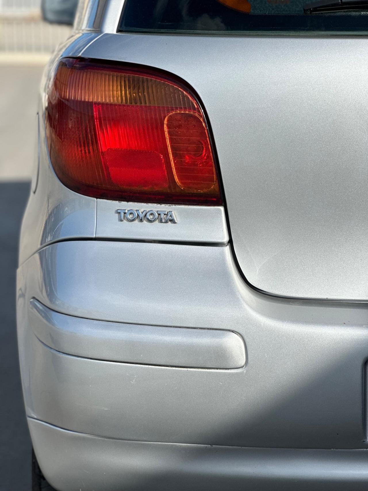 Toyota YARIS 1.0 BENZINA 2005 - SOLO 120 MILA KM