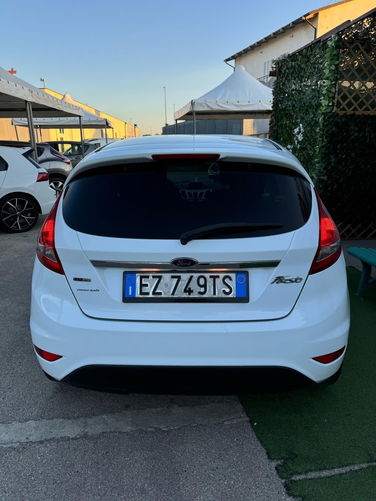Ford Fiesta 1.4 TDCi 68CV 5 porte Titanium 2009