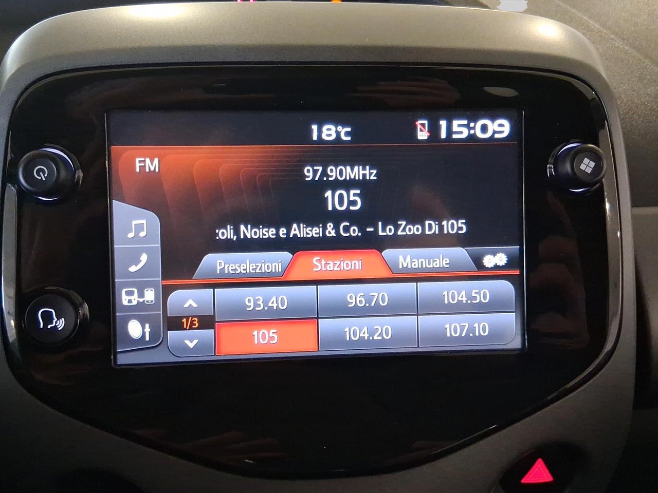 Toyota Aygo Connect 1.0 VVT-i 72 CV 5 porte x-play MMT