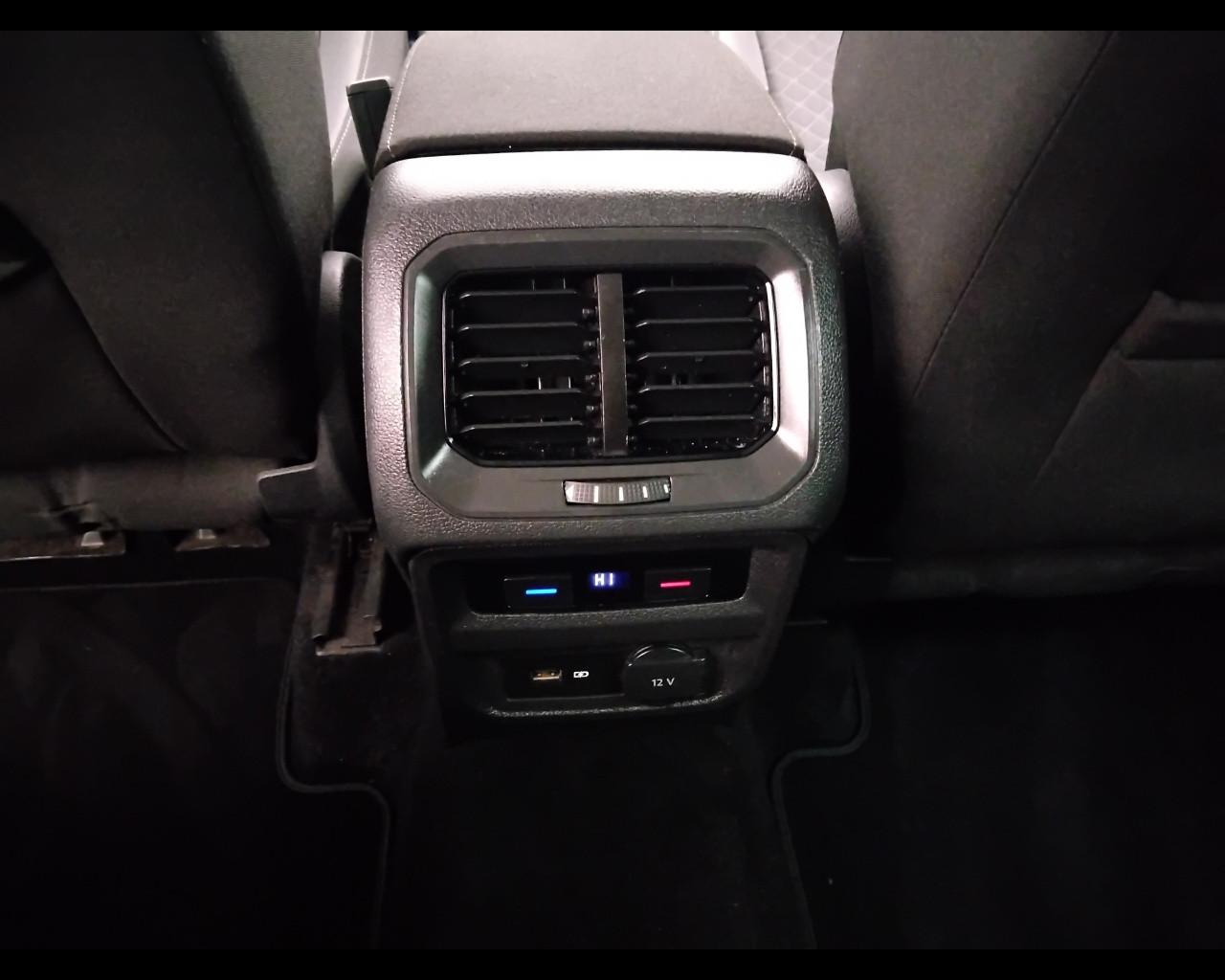 VOLKSWAGEN Tiguan II 2016 - Tiguan 1.6 tdi Business 115cv