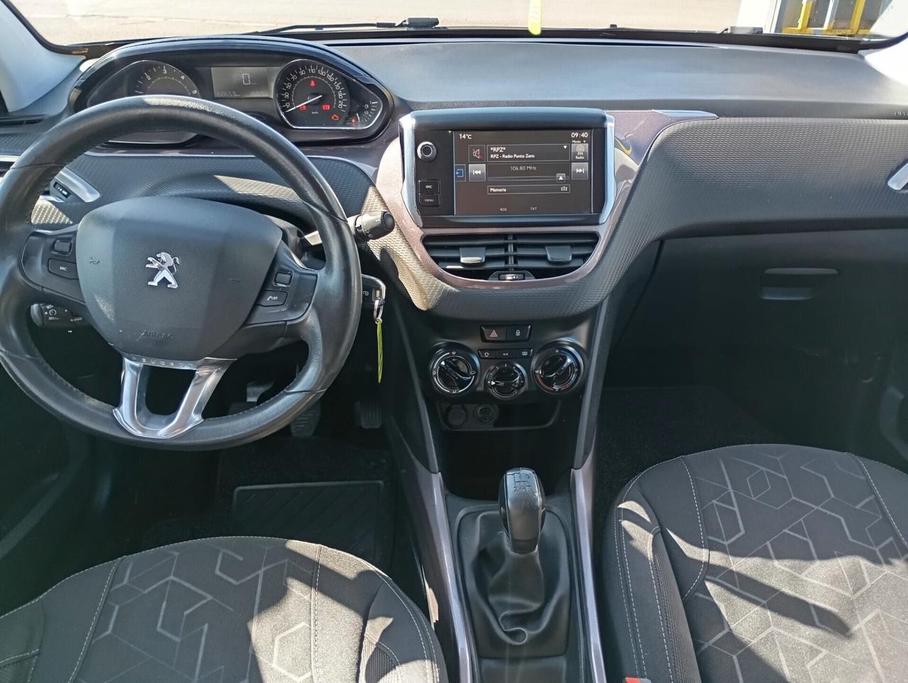 Peugeot 2008 1.6 e-HDi 92 CV Stop&Start