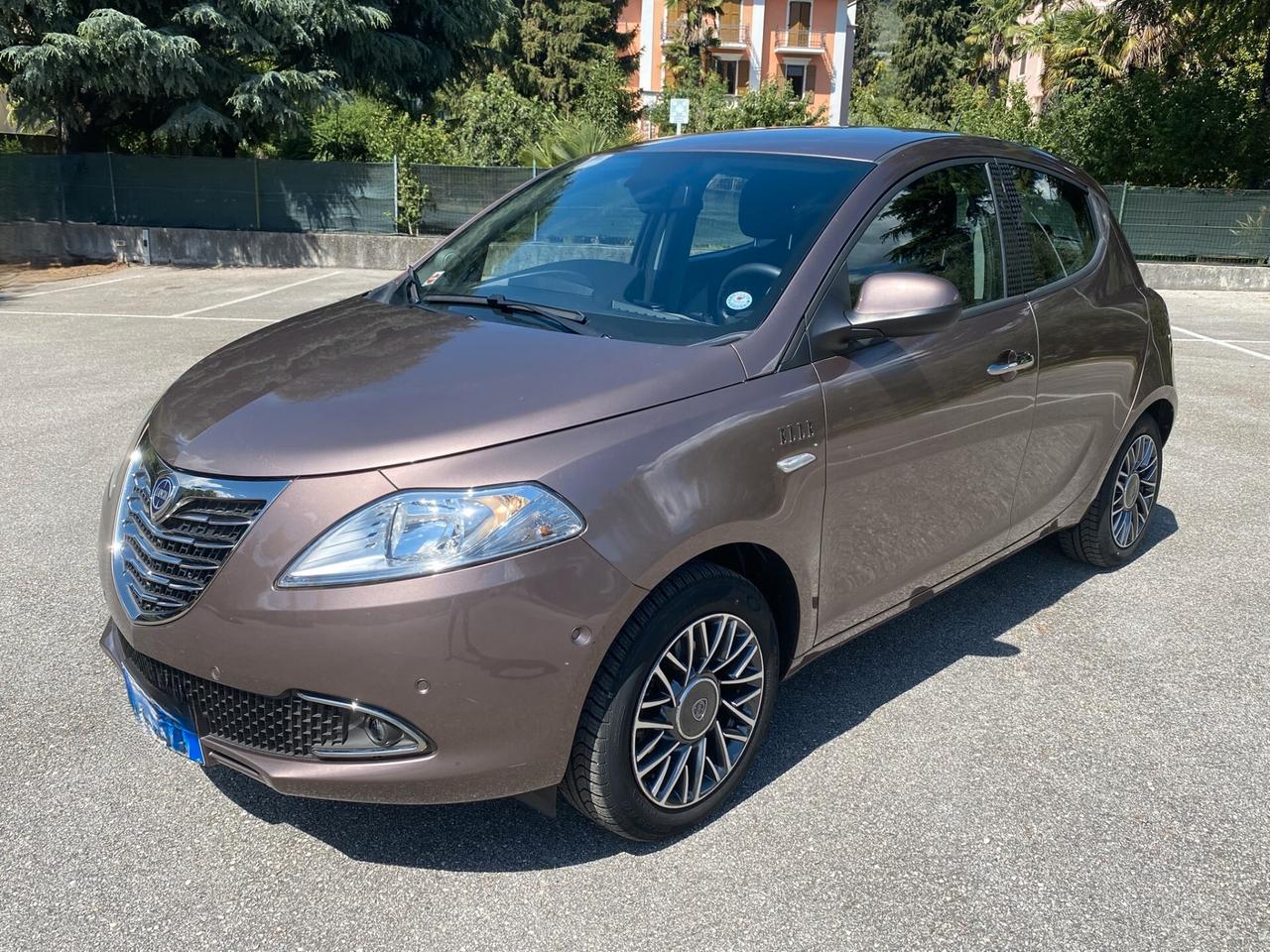 Lancia Ypsilon 1.2 69 CV 5 porte Elle