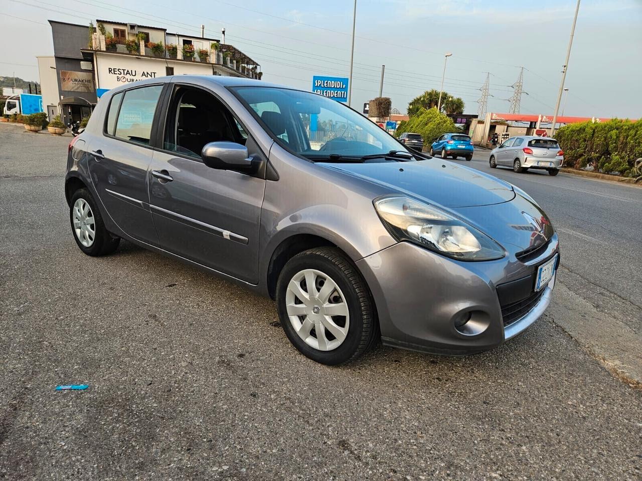 Renault Clio 1.2 16V 5 porte Luxe