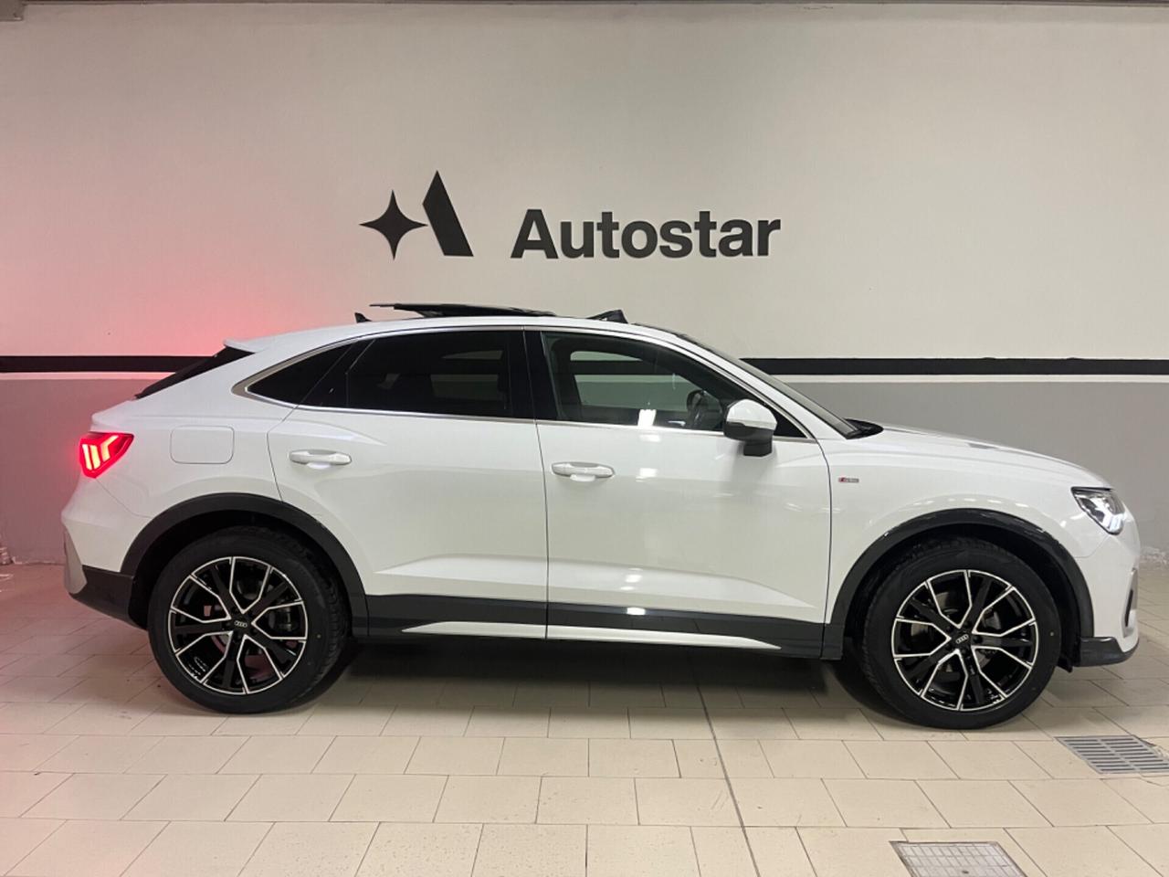 Audi Q3 35 TDI S tronic s line edition*tetto panoramico