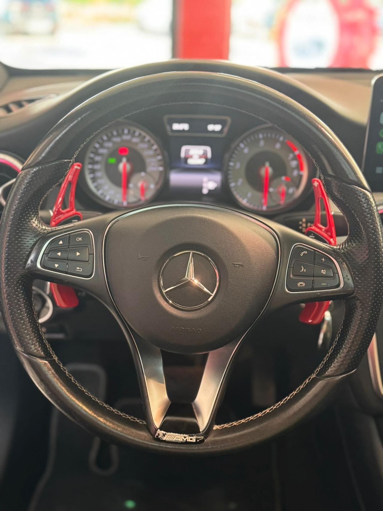 Mercedes-benz CLA 180 Sport Automatic