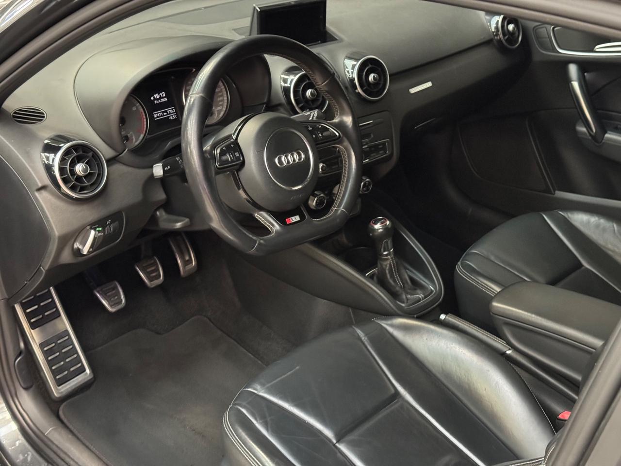 Audi A1 S1 2.0 TFSI quattro