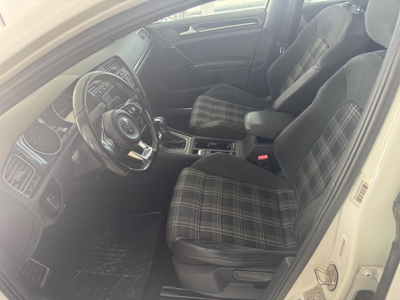Volkswagen Golf Business GTD 2.0 TDI 5p. 4 Free BlueMotion Tech.