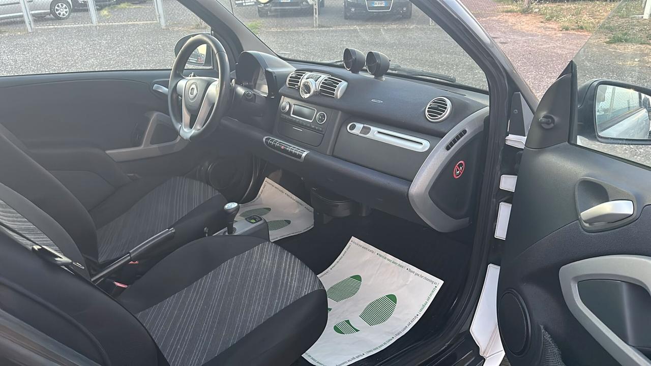 Smart ForTwo 1000 52 kW MHD coupé pure