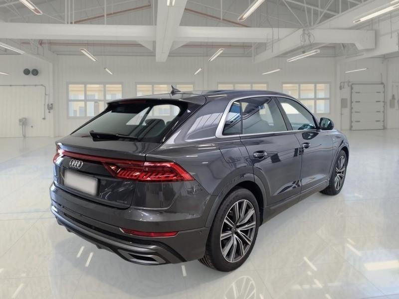 AUDI Q8 50 TDI MHEV 210kW quattro tiptronic Sport
