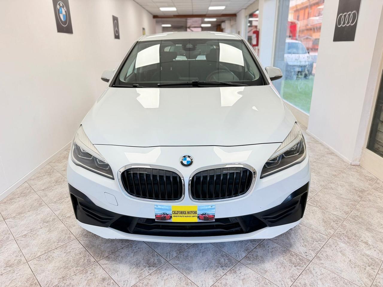 Bmw 2er Active Tourer 220d Luxury aut.