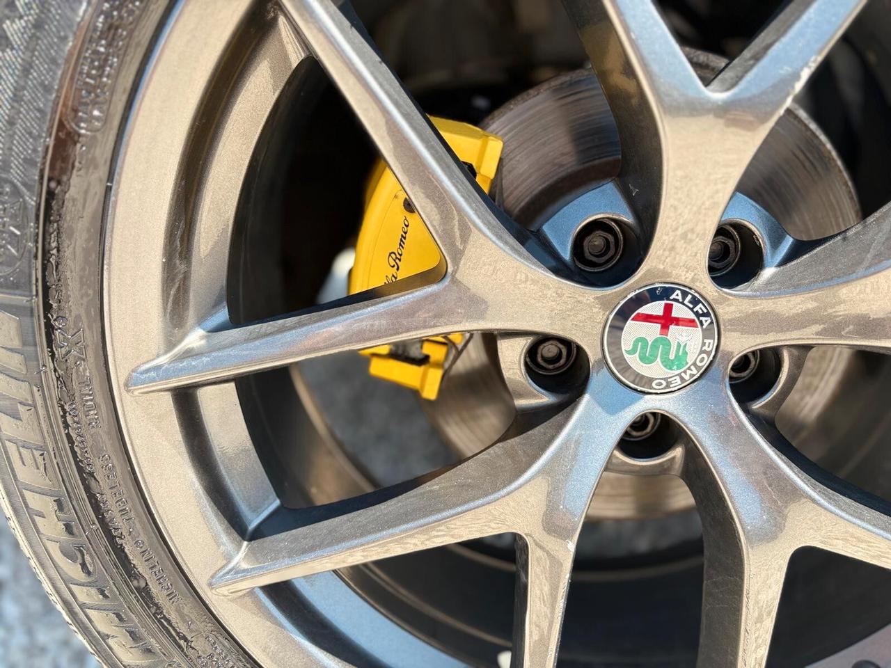 Alfa Romeo Stelvio 2.2 Turbodiesel 180 CV AT8 Q4 Executive TETTO APRIBILE